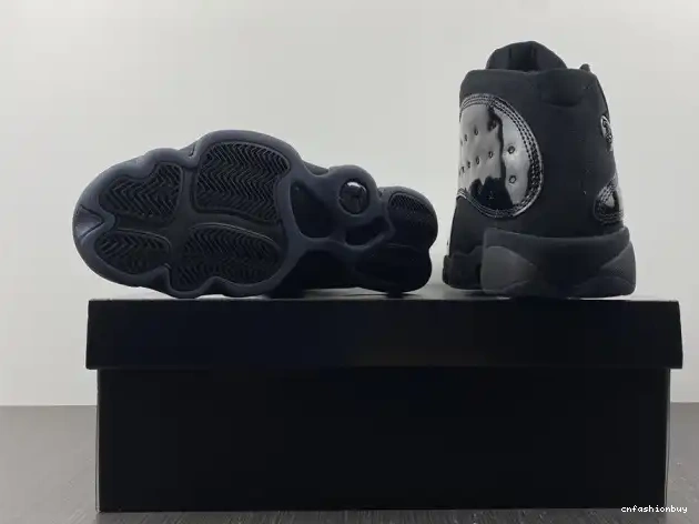 Gown Cap Air and Jordan 414571-012 Retro 13 0626
